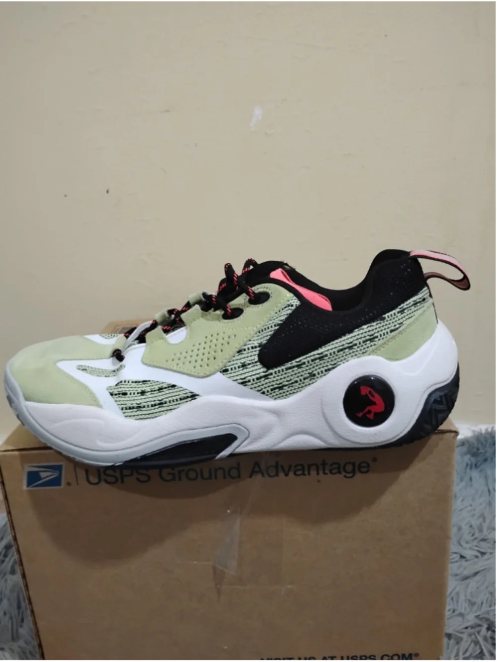 Shaq Raq Low Men Size 11 Light Green Black Basketball Shoes AQ95009MK